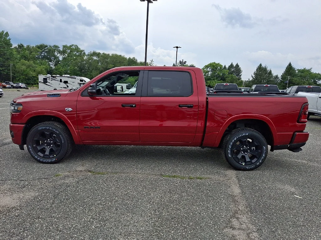 New 2026 Molten Red Pearl-Coat Exterior Paint RAM Big Horn image 5