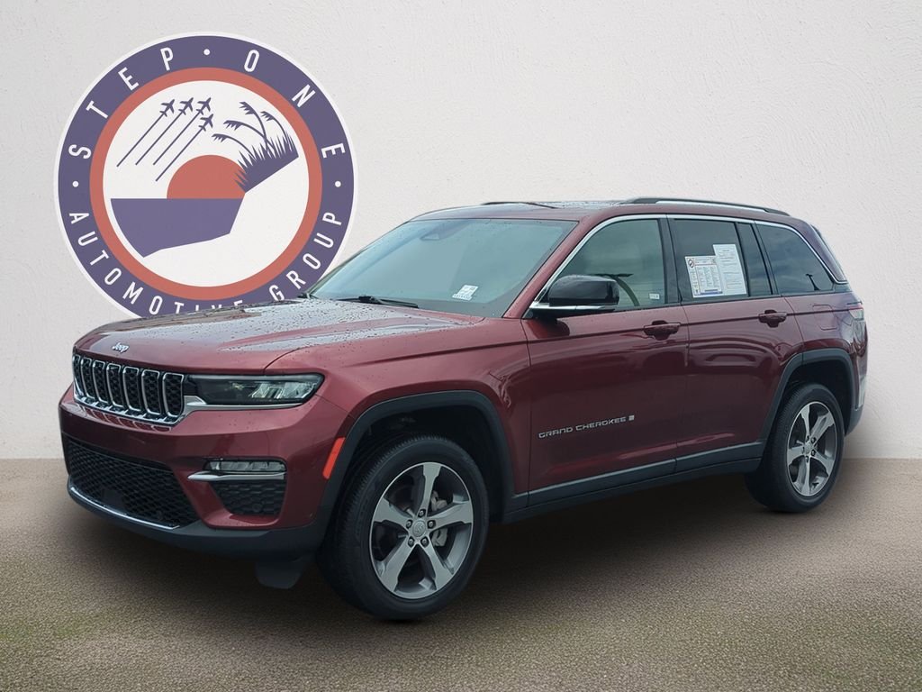Used 2023 Red Jeep Limited image 1