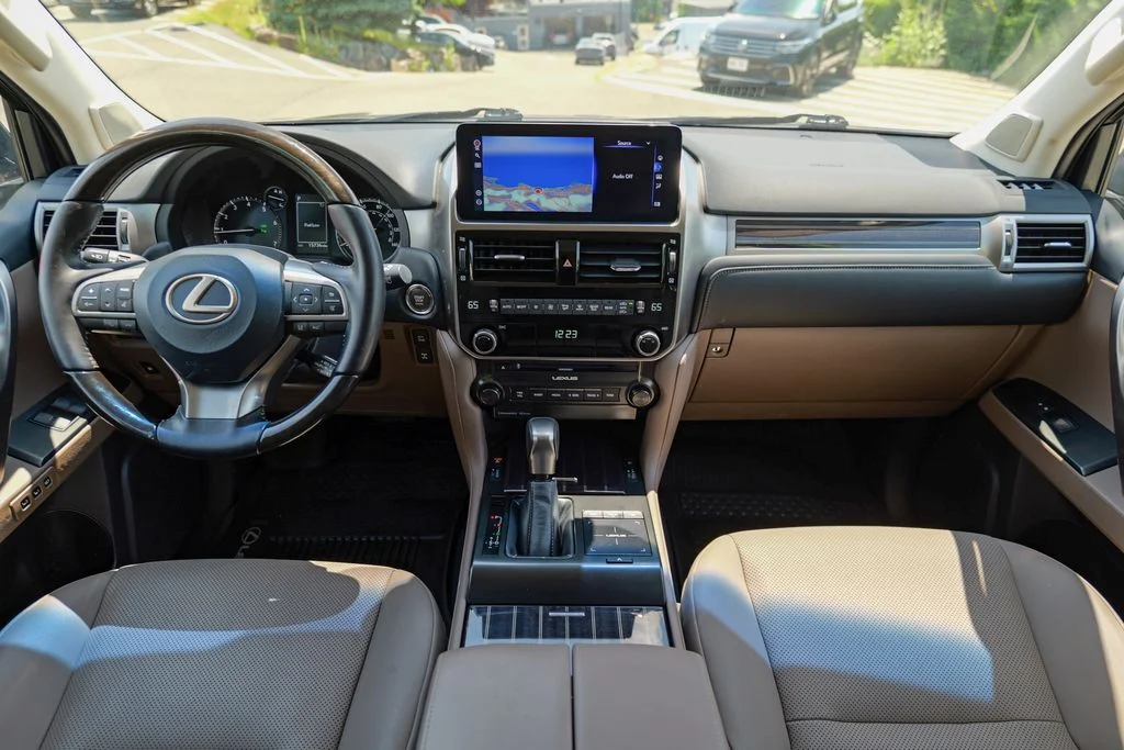 Used 2023 Caviar Lexus 460 image 42
