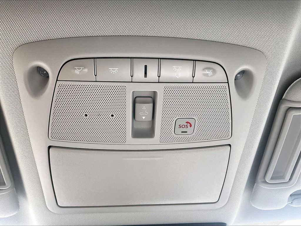 Used 2023 Gray Nissan Platinum image 27