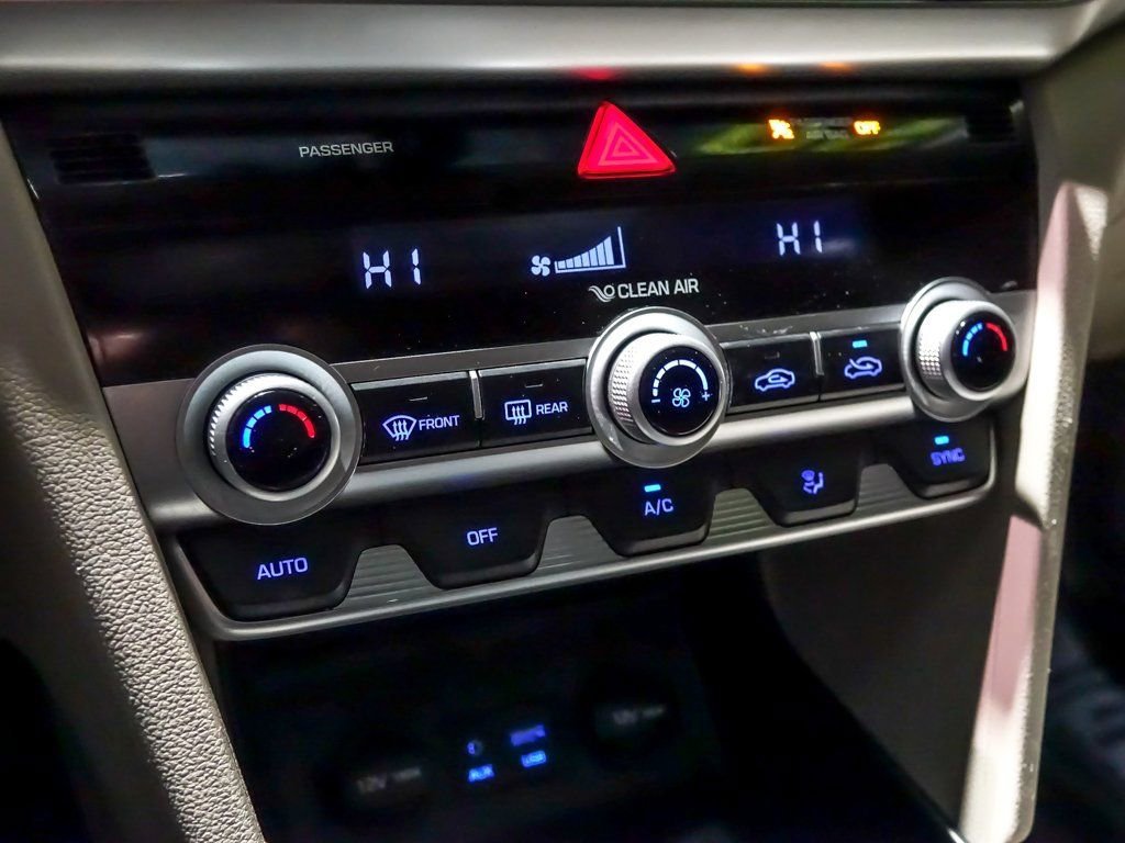 2020 HYUNDAI ELANTRA - Image 24