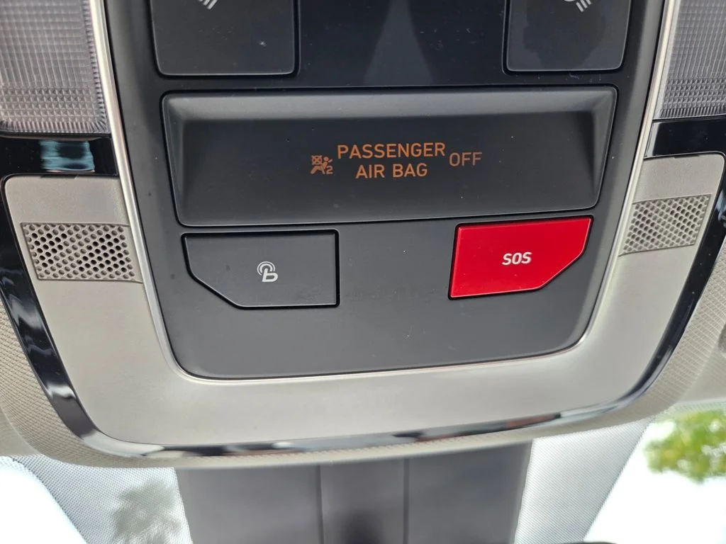 Used 2022 Gray Hyundai XRT image 33