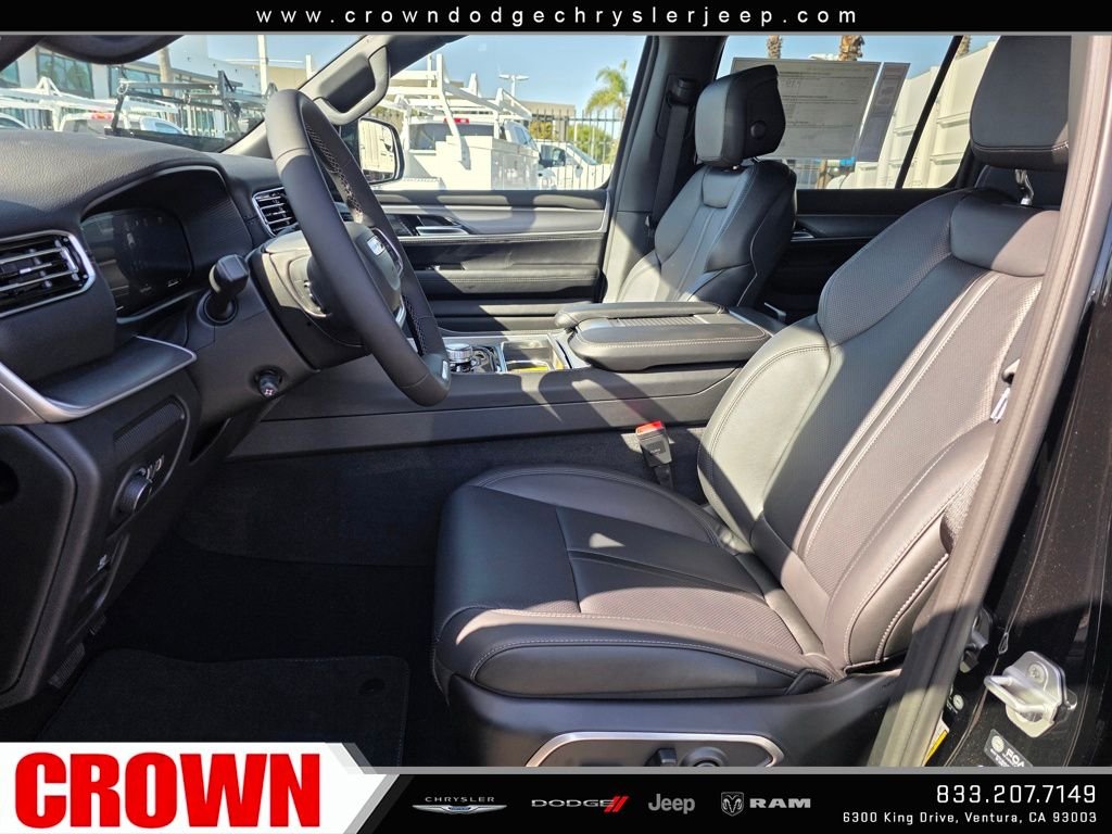 New 2026 High Gloss Black Exterior Paint Jeep Limited Altitude image 18