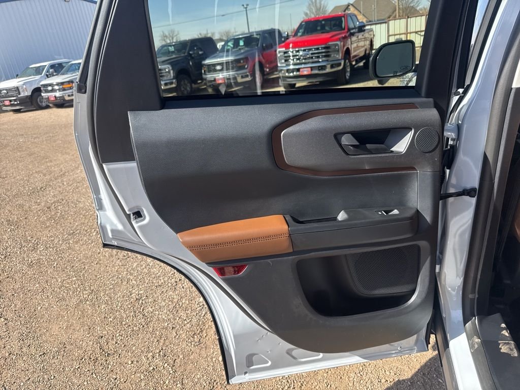 New 2026 Space White Metallic Ford Outer Banks image 29