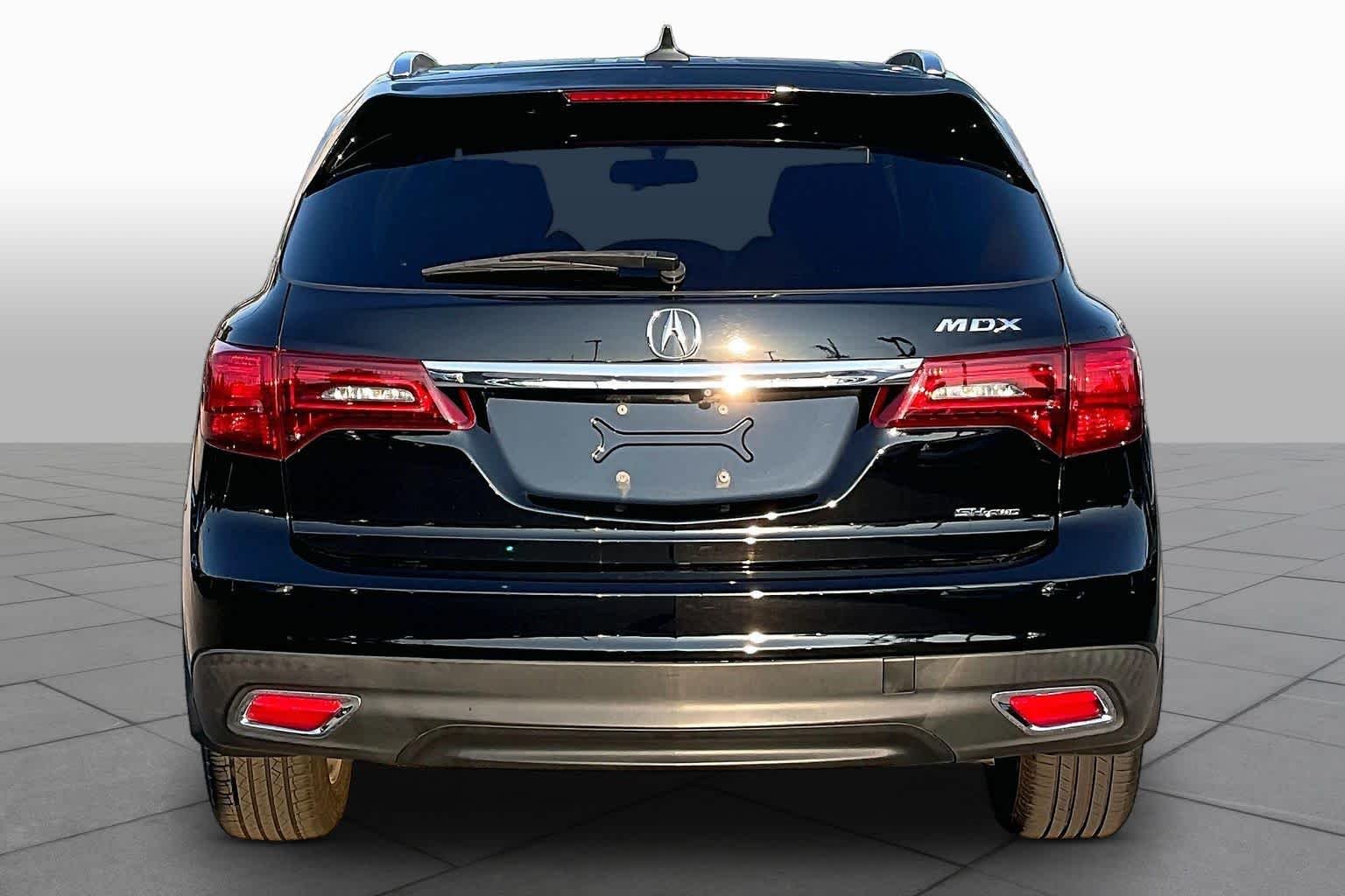 Used 2015 Crystal Black Pearl Acura  image 5