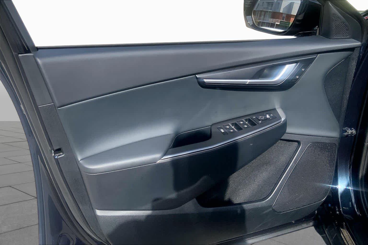 Certified Used 2024 Gravity Blue Kia Light Long Range image 19