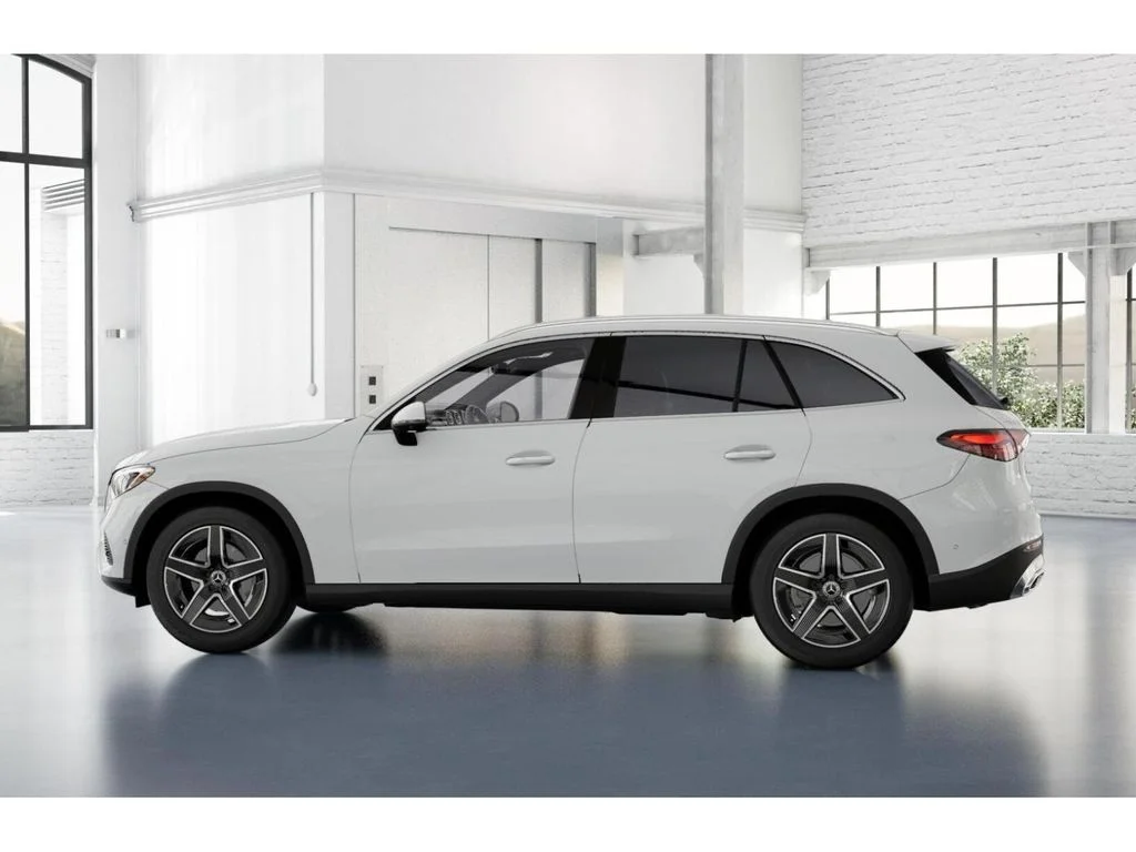 New 2026 White Mercedes-Benz GLC 300 image 33