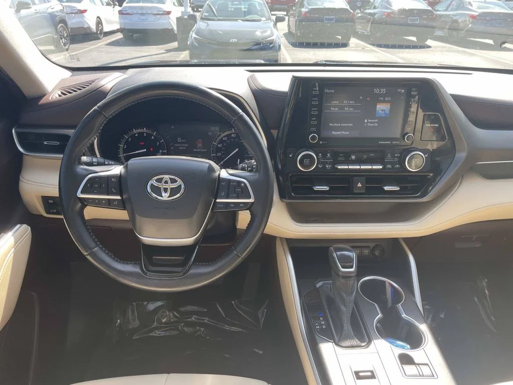 Used 2021 Brown Toyota XLE image 18