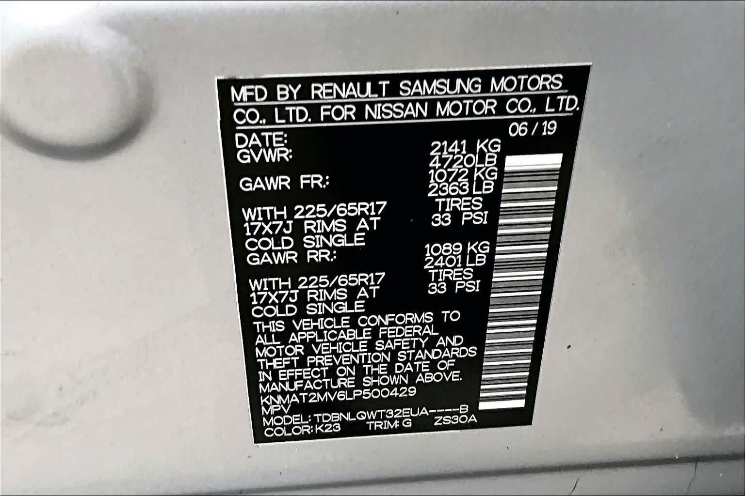 Used 2020 Brilliant Silver Metallic Nissan SV image 35