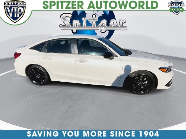 Used 2023  Honda Sport image 17