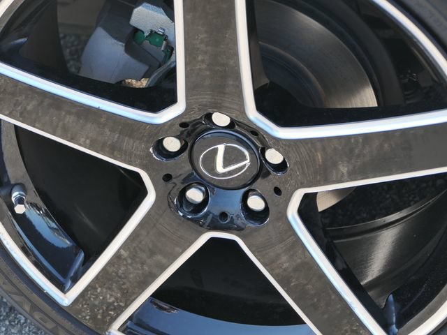 Used 2015  Lexus Hybrid image 11