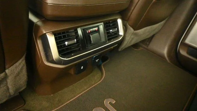 Certified Used 2023 White Metallic Ford King Ranch image 13