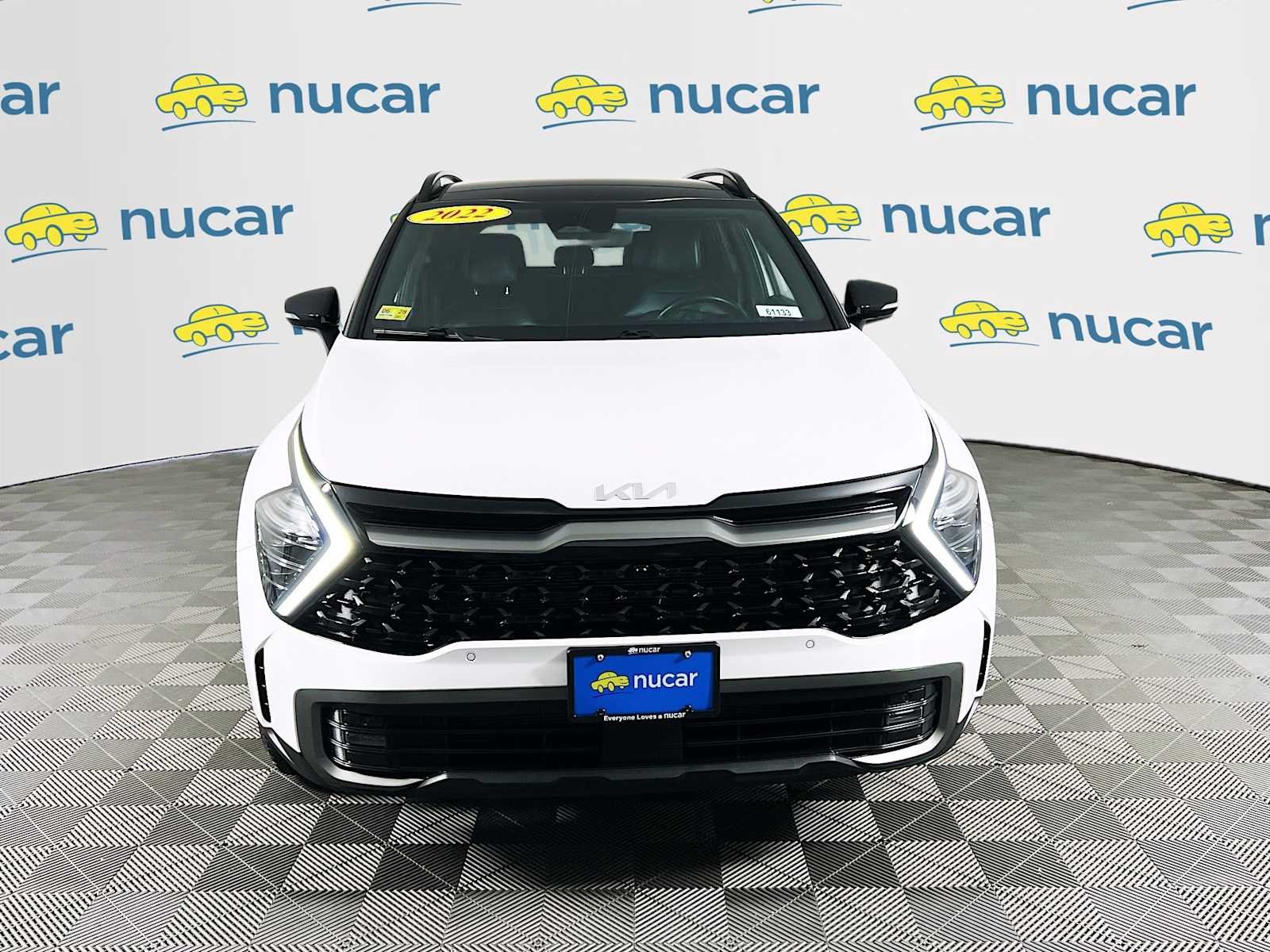 Used 2023 Glacier White Pearl/Ebony Black Roof Kia X-Pro Prestige image 2