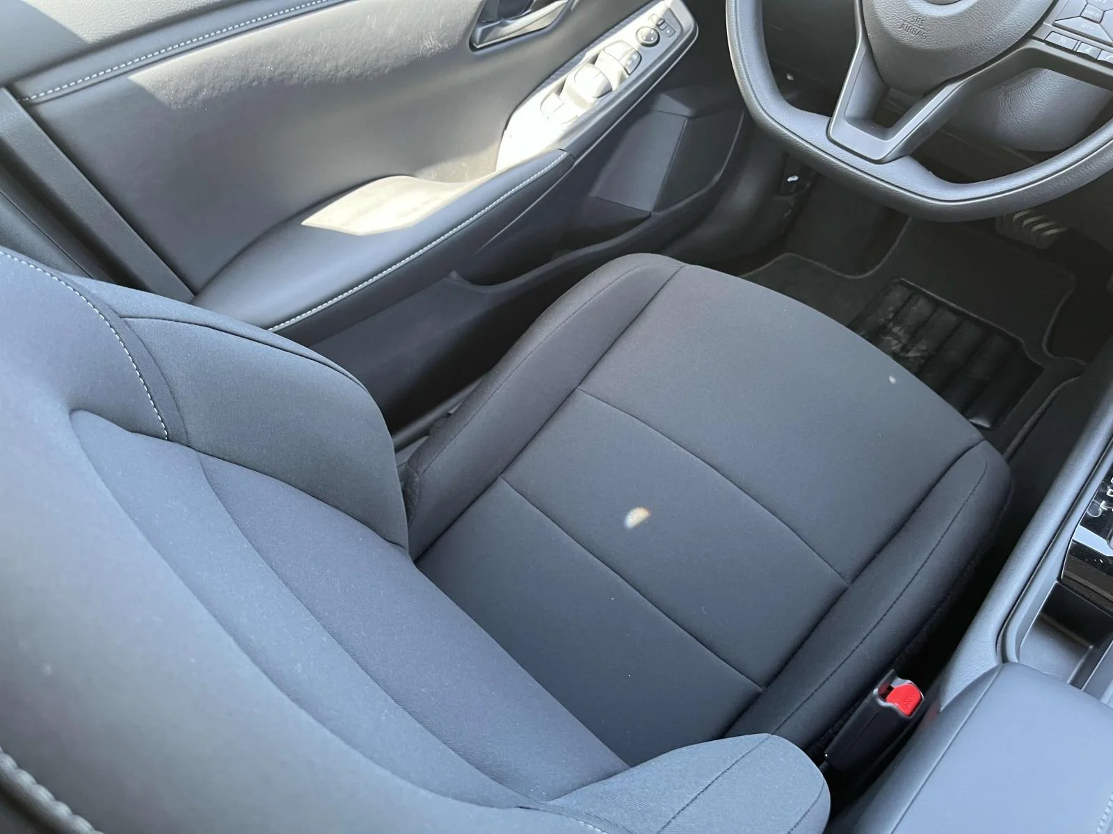 2025 Nissan Sentra S - Photo 15