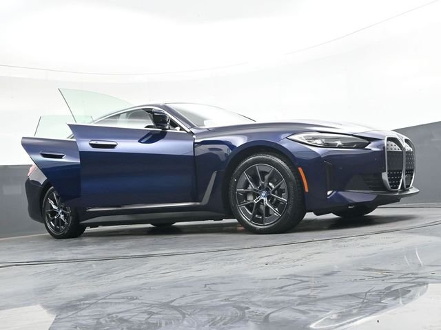 Used 2023 Blue BMW eDrive35 image 49