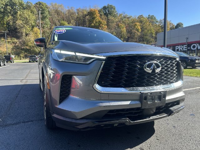 Used 2024 Gray INFINITI PURE image 18