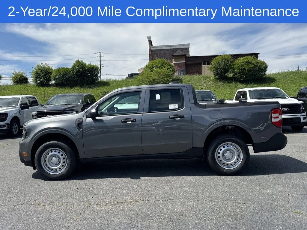 New 2026 Gray Ford XL image 4