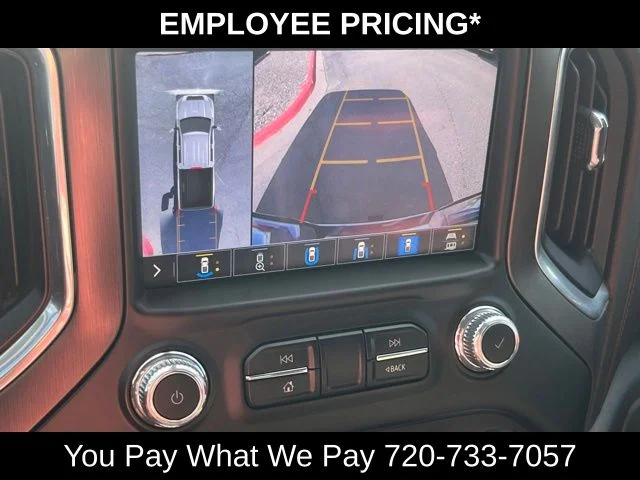 Used 2020 White GMC AT4 image 35