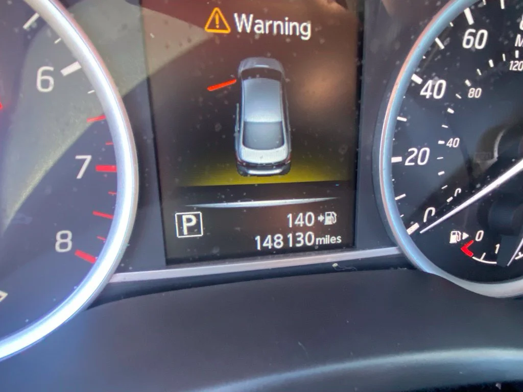 Used 2018 Black Nissan S image 5