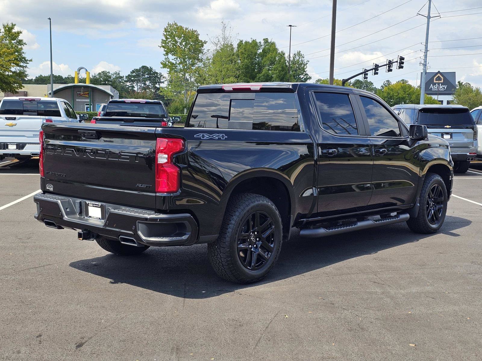 Used 2025 Black Chevrolet RST image 10