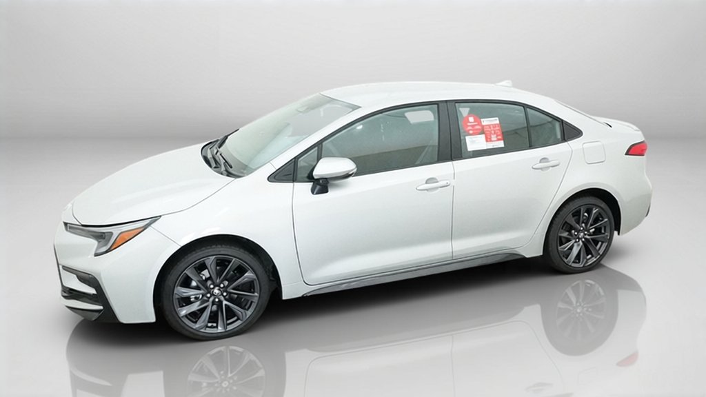 New 2027 Classic Silver Metallic Toyota SE image 3