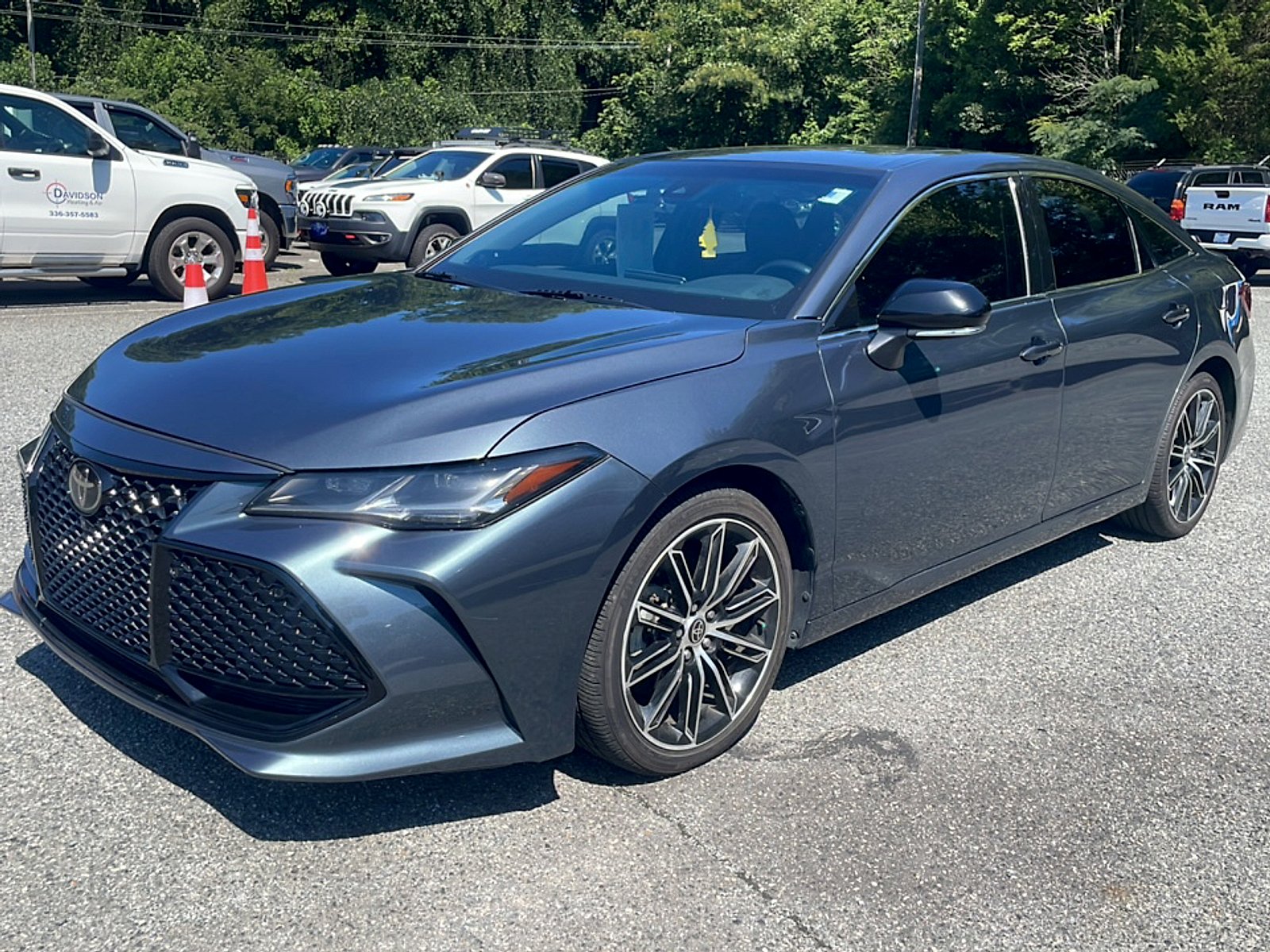 Used 2022 Harbor Gray Metallic Toyota Touring image 5