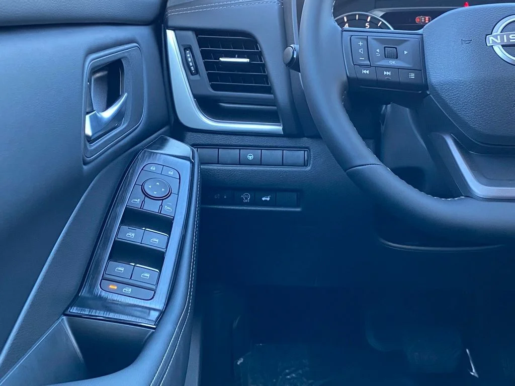 2026 Nissan Rogue SV - Photo 23
