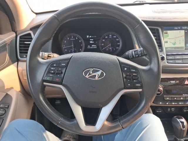 Used 2017 Red Hyundai Limited image 8