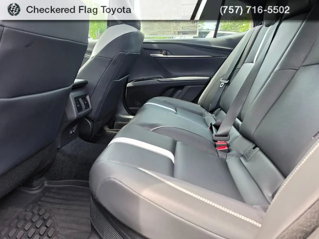 New 2026 Ice Cap Toyota SE image 6