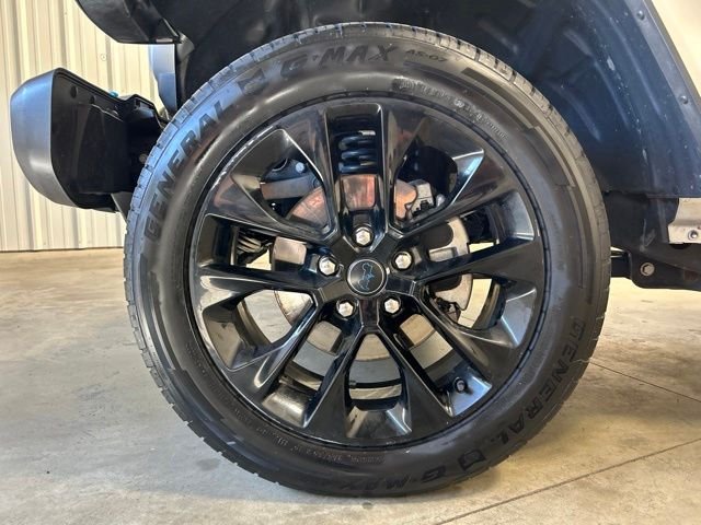 Used 2024 Silver Zynith Clearcoat Jeep Sahara 4xe image 10
