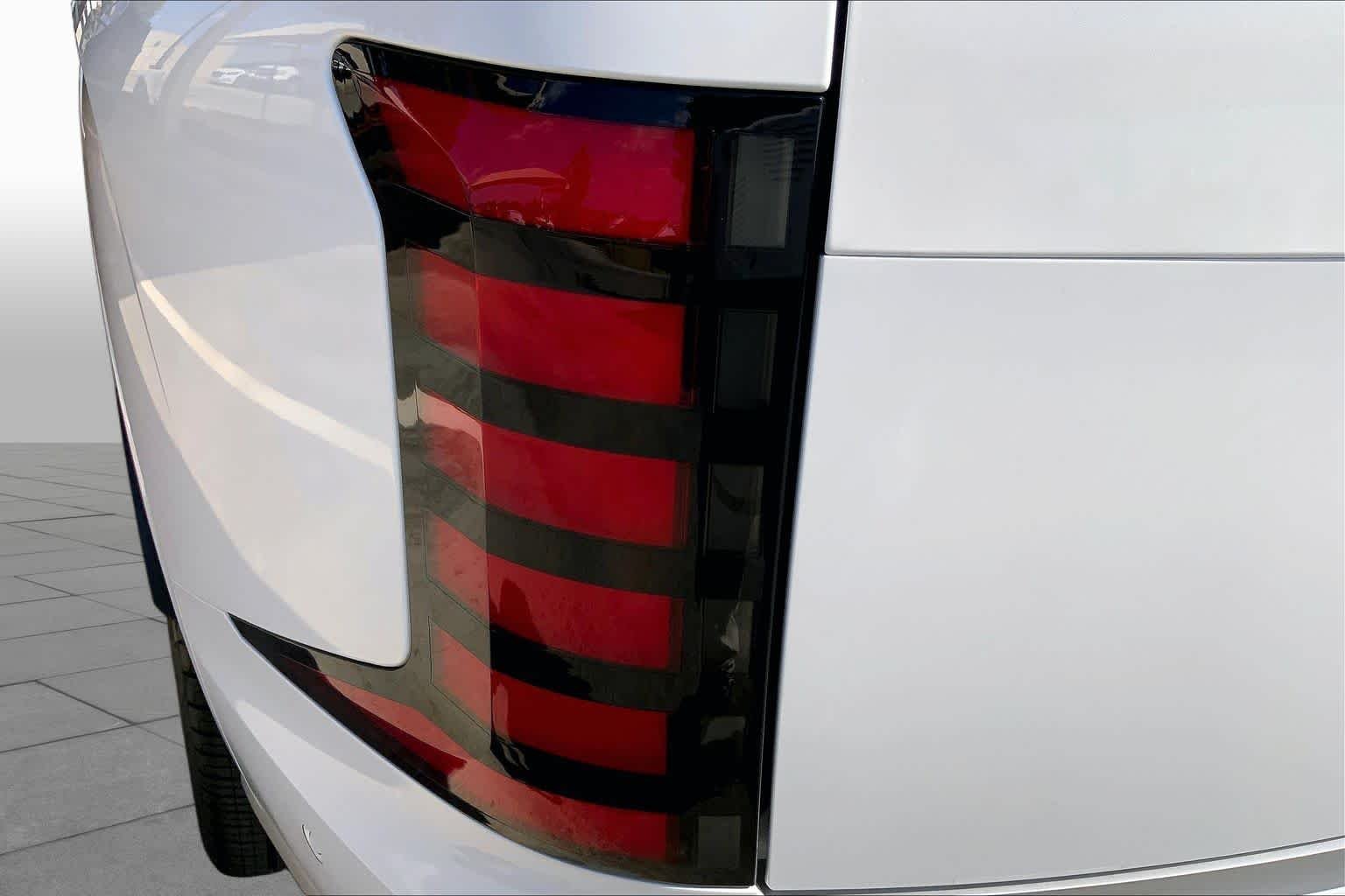 Used 2026 Creamy White Pearl Hyundai Calligraphy image 28