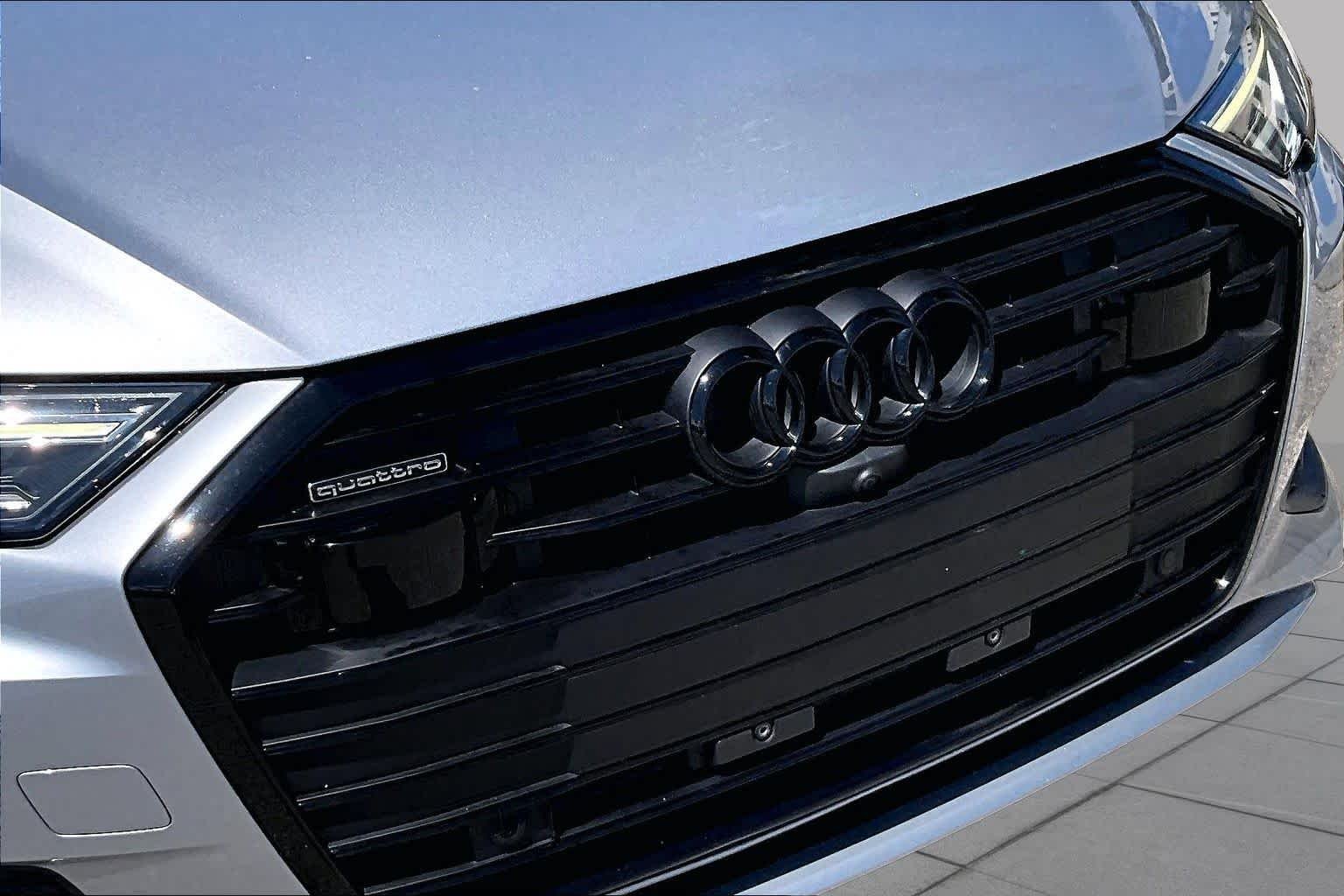 Used 2022 Florett Silver Metallic Audi Premium Plus image 30