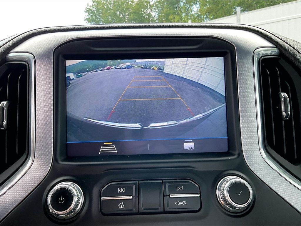 Used 2019 Black GMC SLE image 19