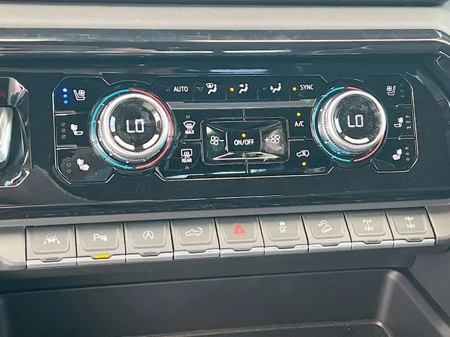 2026 GMC Sierra 1500 AT4X - Photo 11