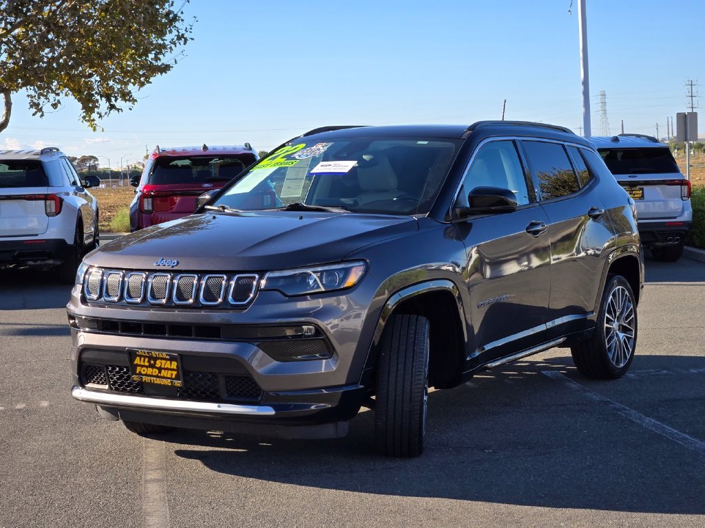 Used 2022 Gray Jeep Limited image 8