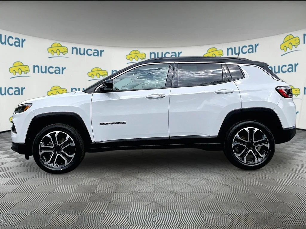 Used 2022 White Jeep Limited image 4
