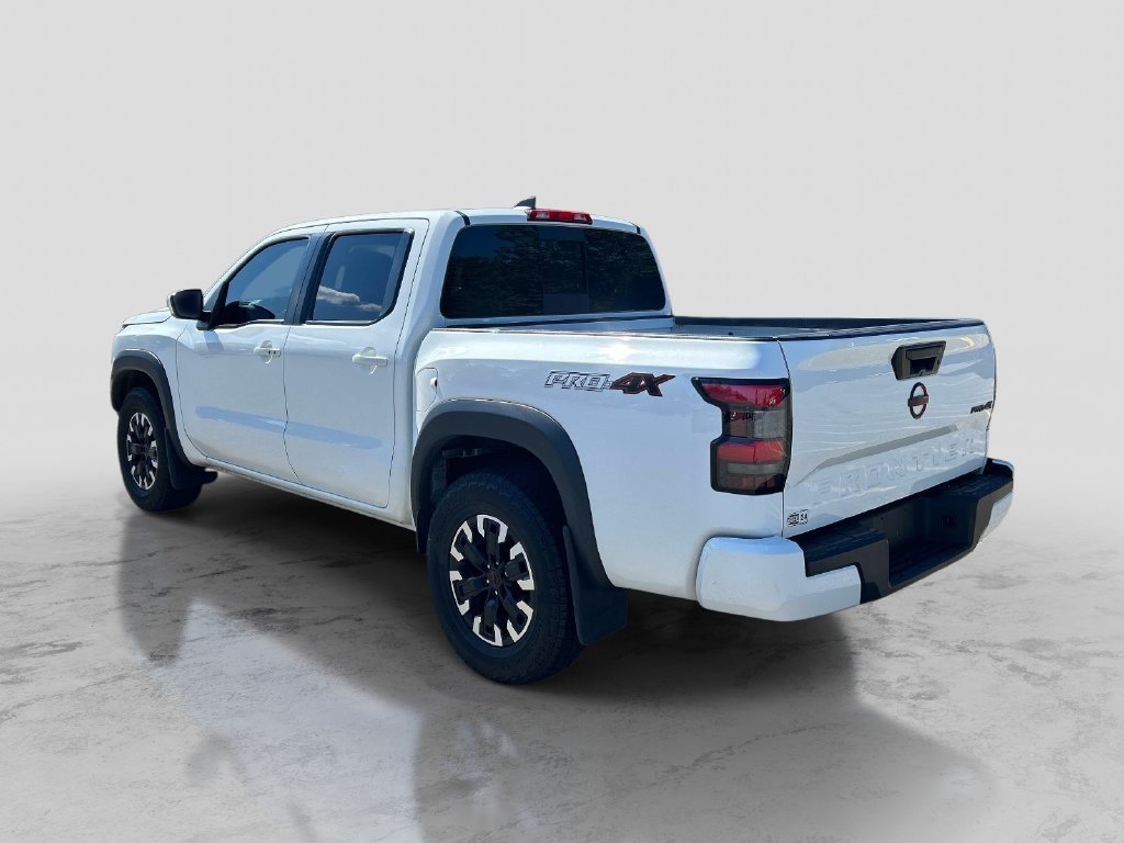 Used 2024 White Nissan PRO-4X image 3