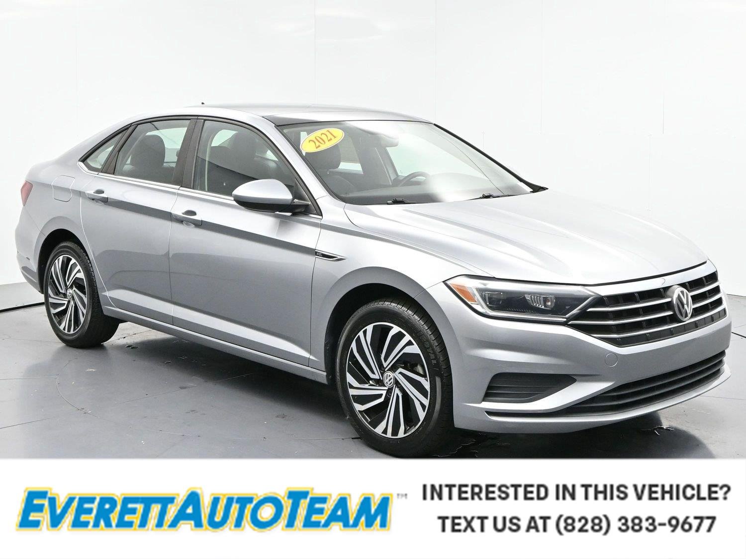 Used 2021 Pyrite Silver Metallic Volkswagen SEL image 1