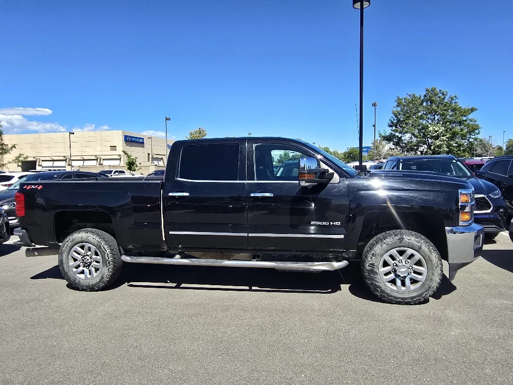 Used 2018 Black Chevrolet LTZ image 15