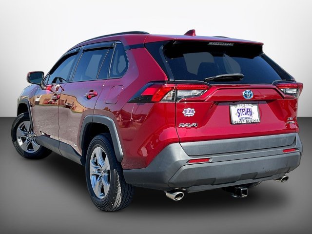 Used 2022 Red Toyota XLE image 4