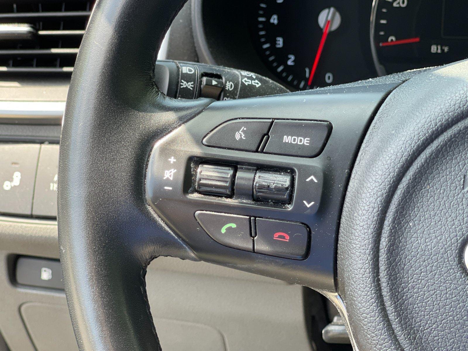 Used 2017 Sangria Kia SX V6 image 19