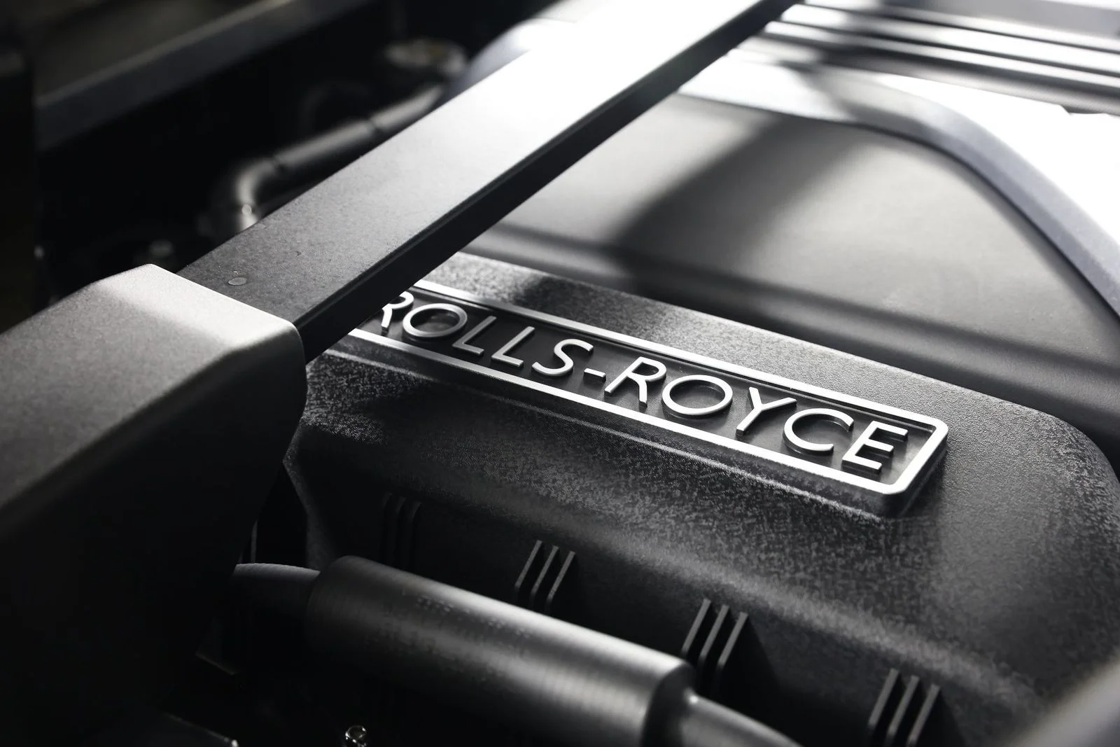 Certified Used 2023 Black Diamond Rolls-Royce Black Badge image 28