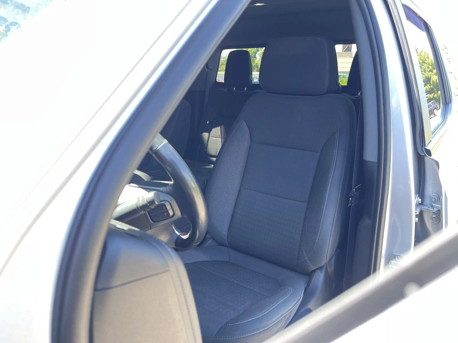 Used 2021 SILVER ICE METALLIC Chevrolet LT Trail Boss image 16