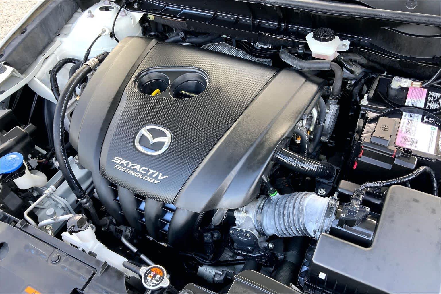 Used 2020 Snowflake White Pearl Mica Mazda Sport image 33