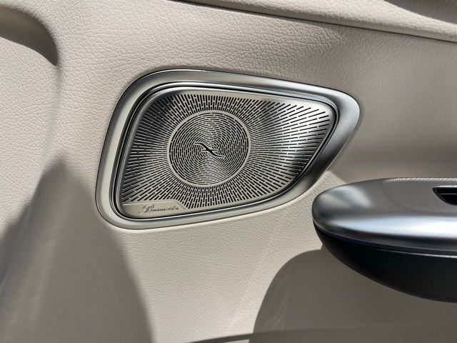 New 2026 Polar White Mercedes-Benz GLC 300 image 52