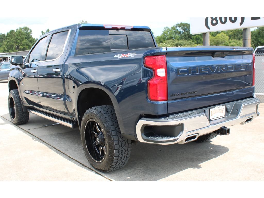 Used 2020 Northsky Blue Metallic Chevrolet LTZ image 18