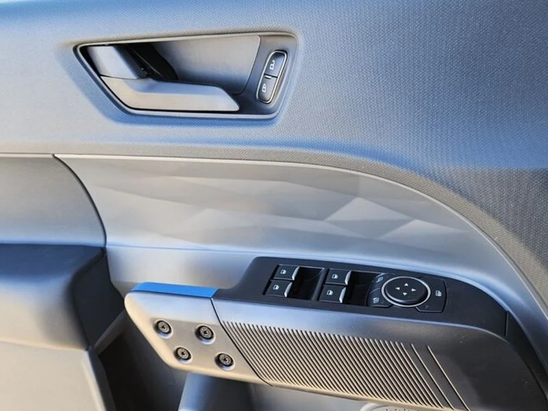 New 2026 Space White Metallic Ford Lobo™ image 27