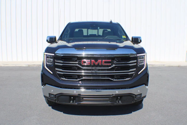 2026 GMC Sierra 1500 SLT - Photo 19