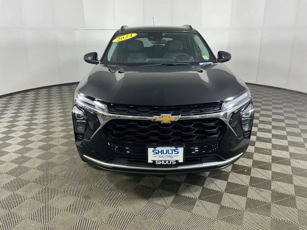 Used 2024 Black Chevrolet LT image 3