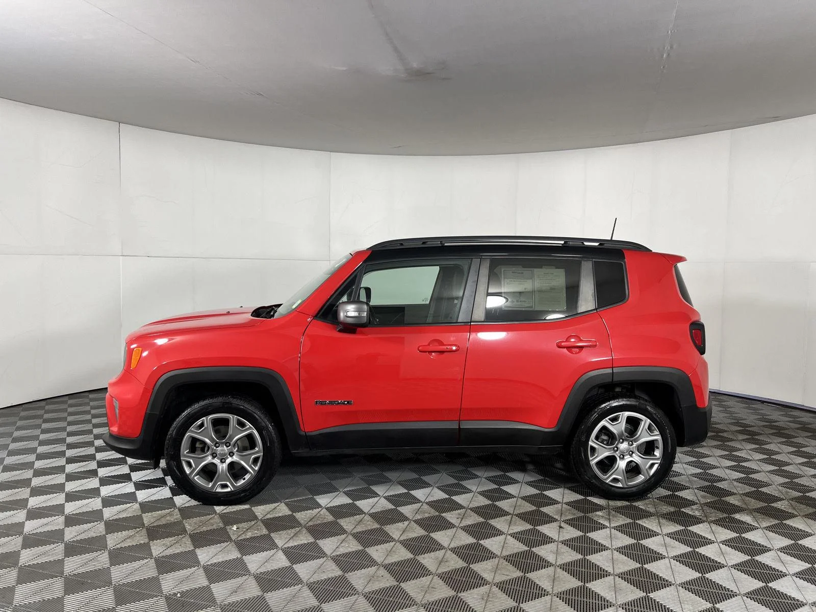 Used 2020 Colorado Red Clearcoat Jeep Limited image 5